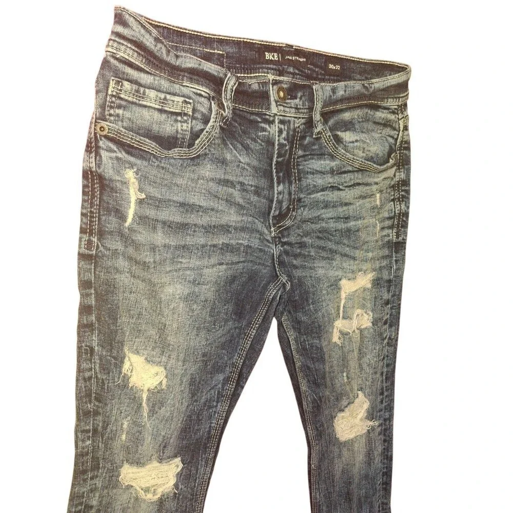 BKE Buckle Men's  Jeans Jake‎ Straight Whiskered Distressed Dark Wash Size 30x32